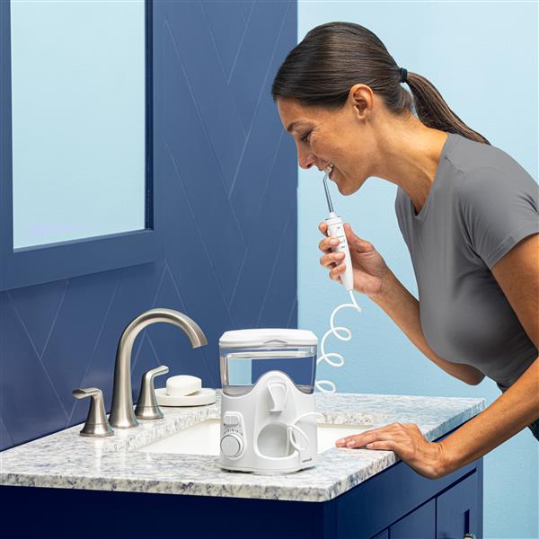 White Ultra Plus Water Flosser – White (WF-150) - Image 3