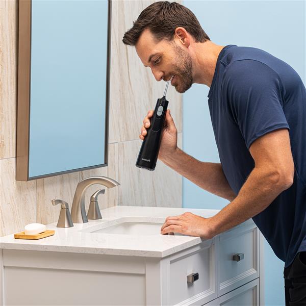 Black Cordless 1100 Water Flosser – Black (WF-30CD012) - Image 4